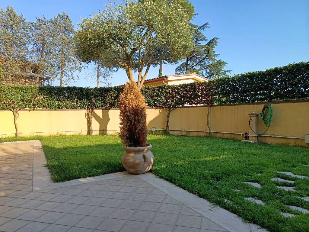 Appartamento a Valmontone in Via Casilina - Foto 2