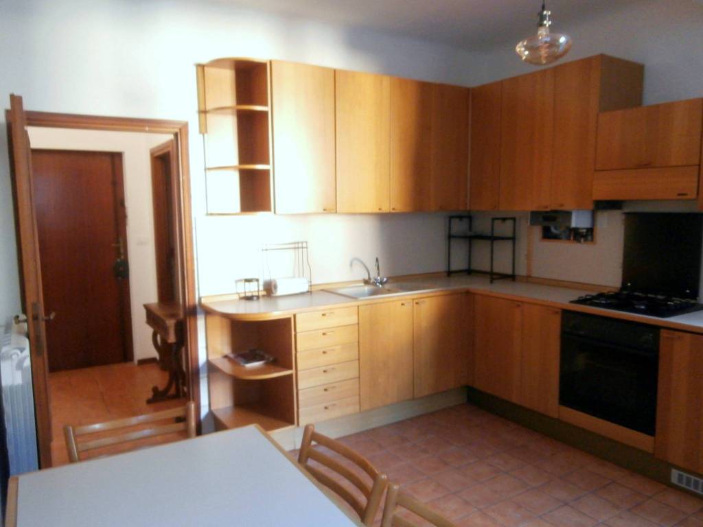 Appartamento a Ferrara in Via Carlo Mayr - Foto 2
