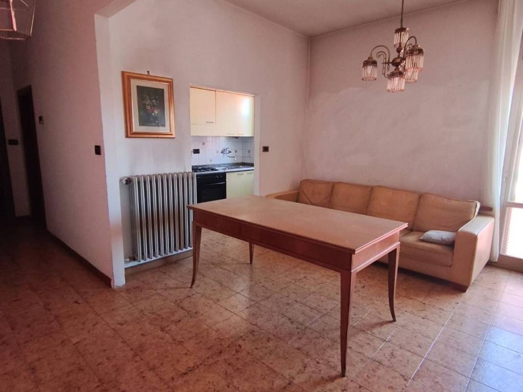 Appartamento a Bologna in Via Enrico Ferri - Foto 2