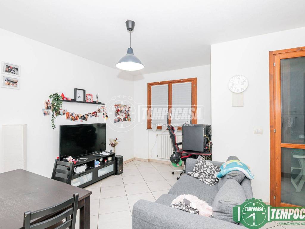 Appartamento a Castiraga vidardo in Piazza Padre Pio 3 - Foto 2
