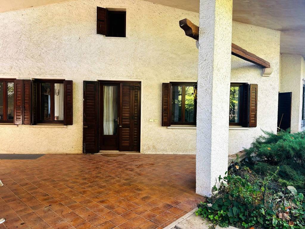 Villa a Roveredo in piano in Via 4 Novembre - Foto 3