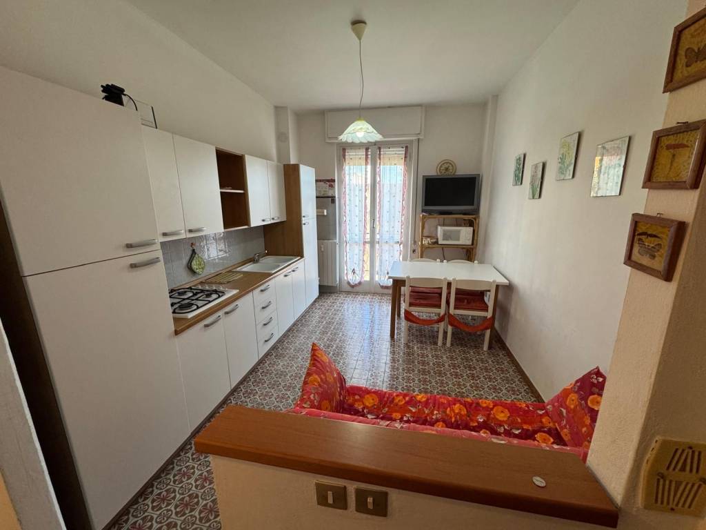 Appartamento a Ceriale in Via Magnone - Foto 2