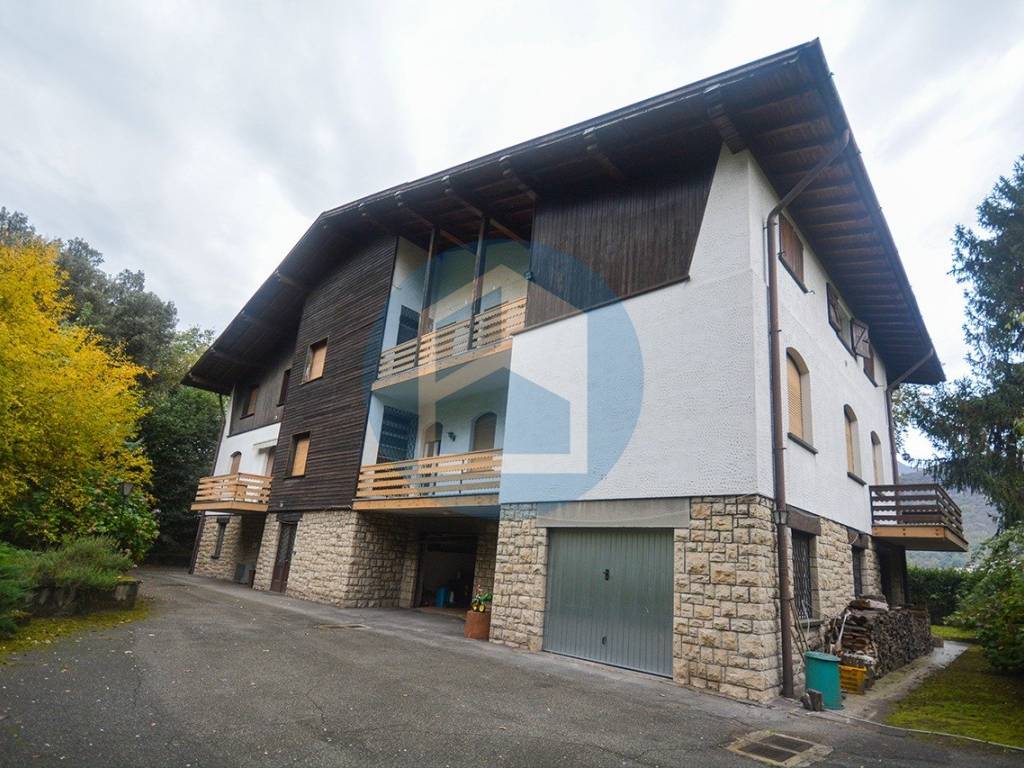 Villa a Darfo boario terme in Via Breda, 5 - Foto 2