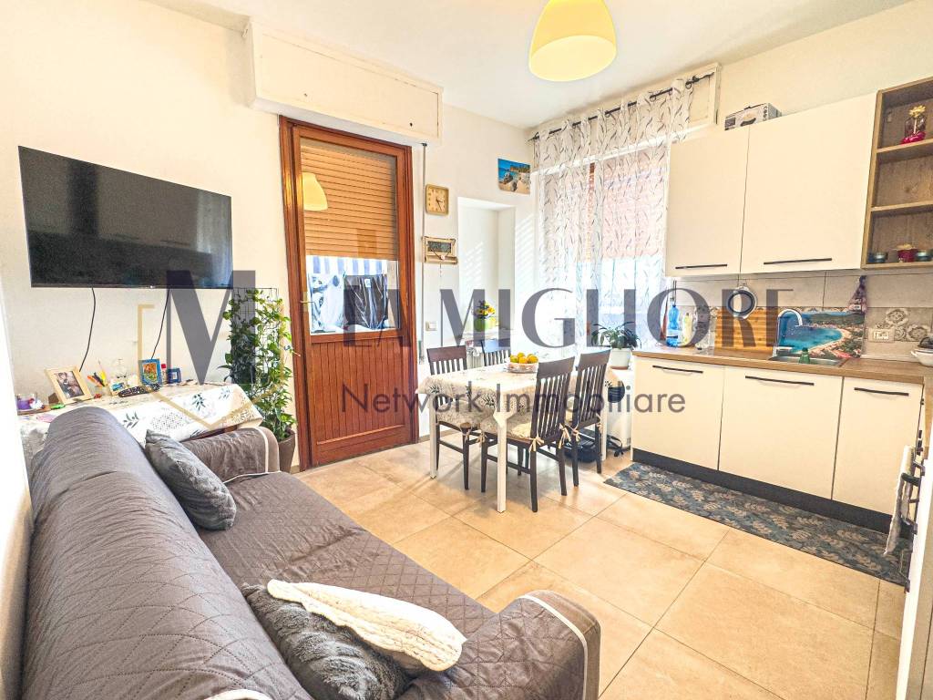 Appartamento a Pistoia in Via Macallè, 49 - Foto 3