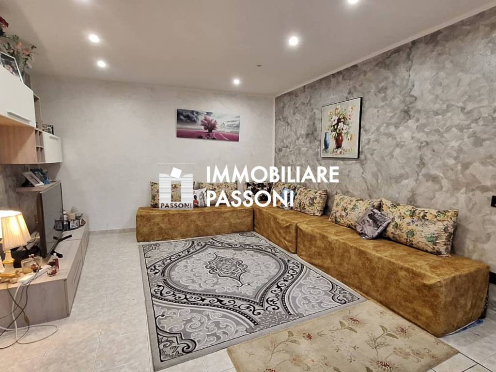 Appartamento a Cassano magnago in Piazza San Giulio, 9 - Foto 2