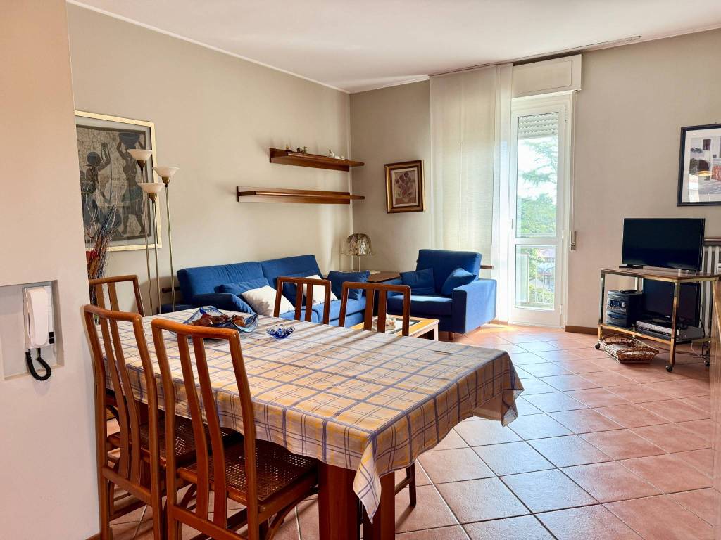 Appartamento a Saronno in Via San Giuseppe, 90 - Foto 4