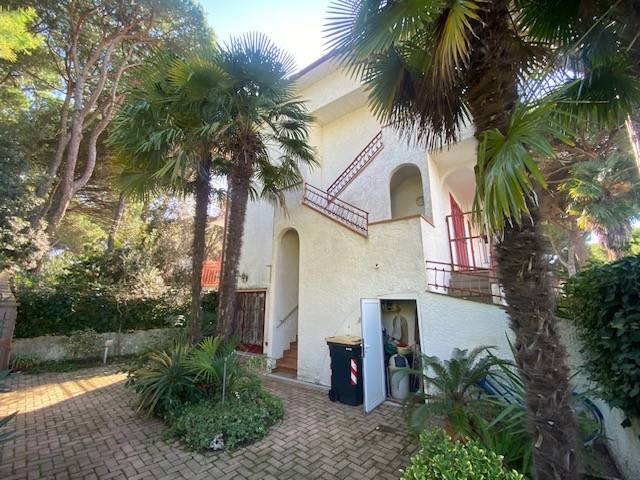 Villa a Comacchio in Viale Raffaello Sanzio, 47 - Foto 4