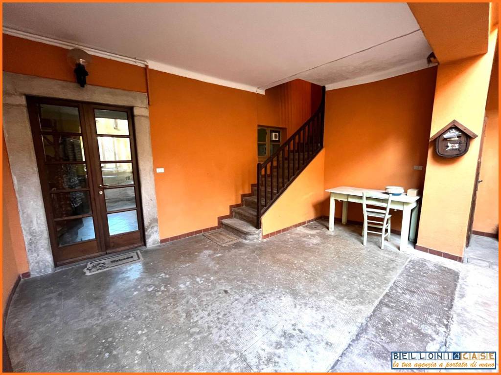 Casa indipendente a Viggiù in Via Giovane Italia - Foto 3