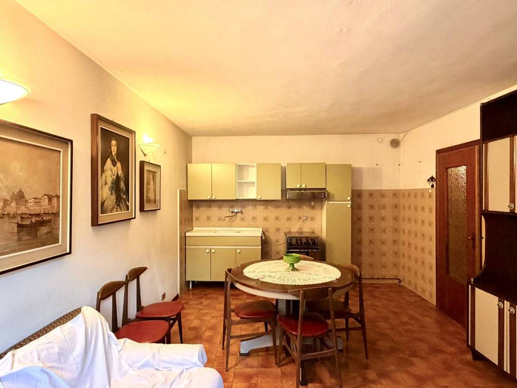 Appartamento a Casnigo in Via Trento - Foto 3