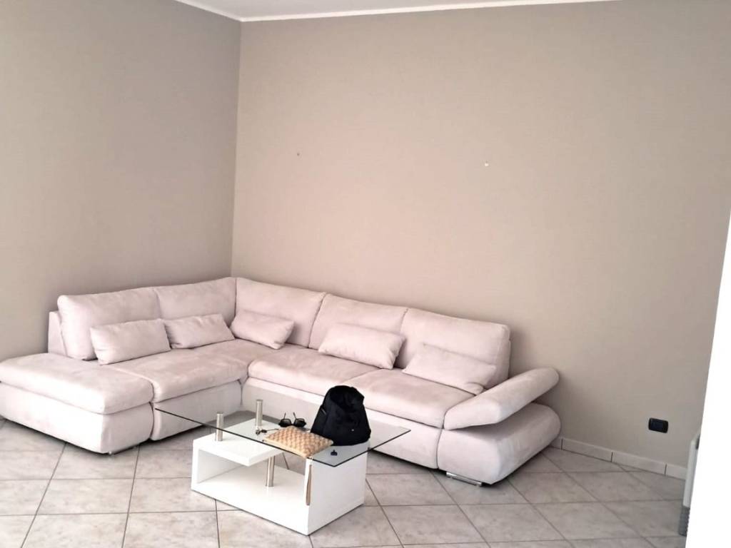 Appartamento a Lequile in Via Giosuè Carducci - Foto 5
