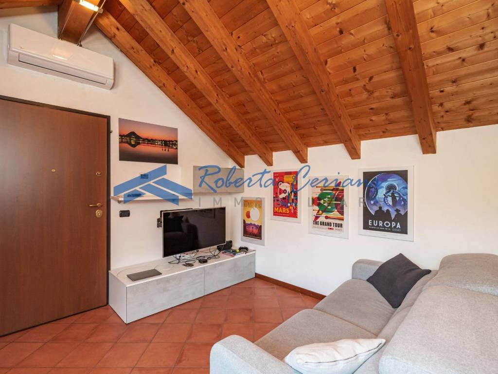 Appartamento a Saronno in Via Filippo Reina, 8 - Foto 4