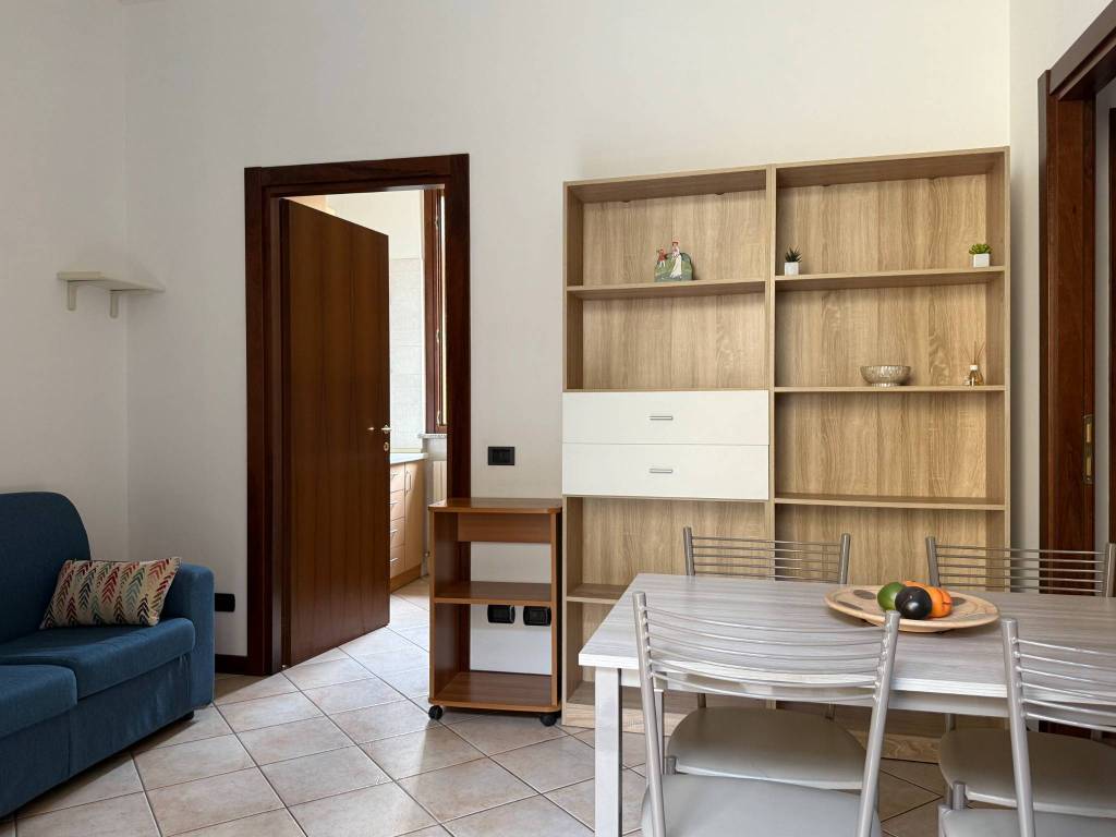 Appartamento a Voghera in Piazza Francesco Meardi, 2 - Foto 2