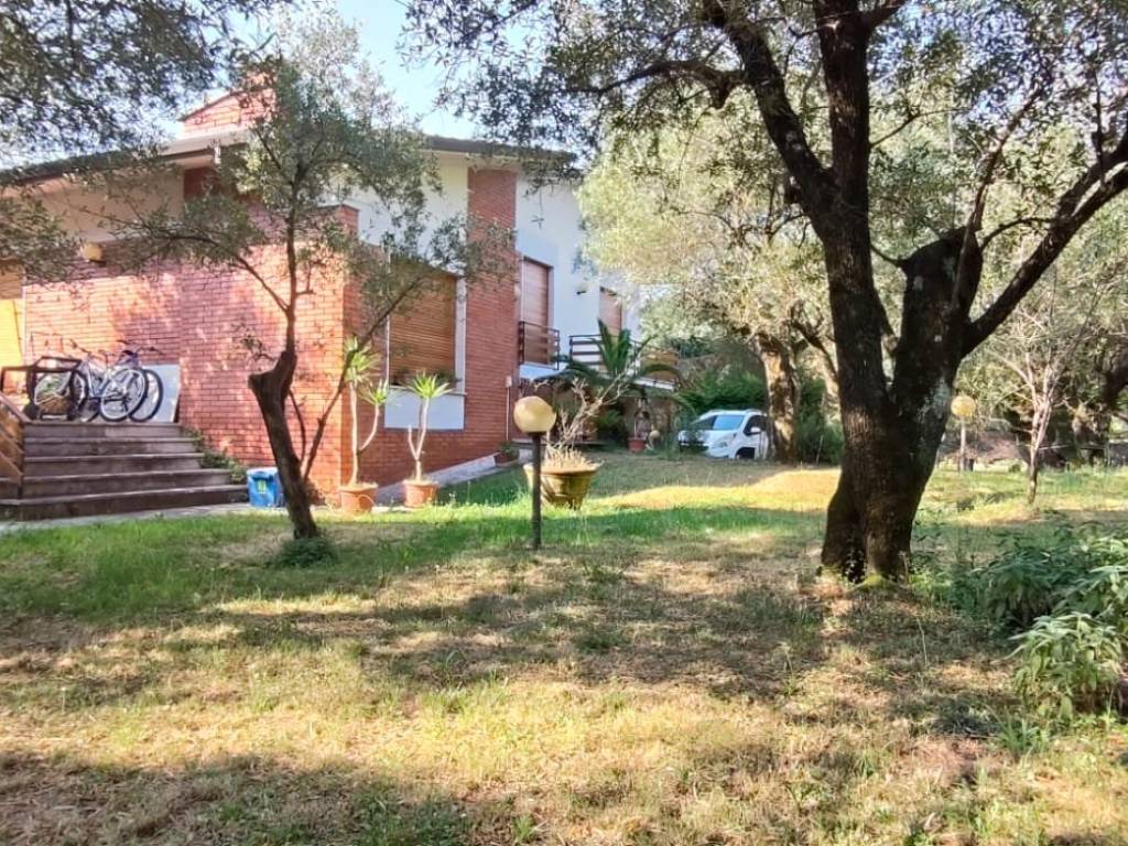 Villa a Seravezza in Via del Campo, 201 - Foto 2