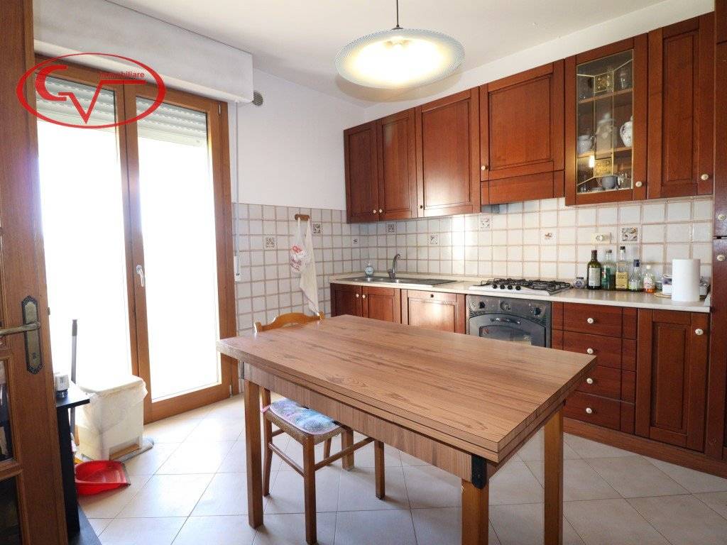 Appartamento a Montevarchi in Via 8 Marzo - Foto 2