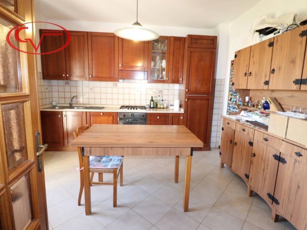 Appartamento a Montevarchi in Via 8 Marzo - Foto 3