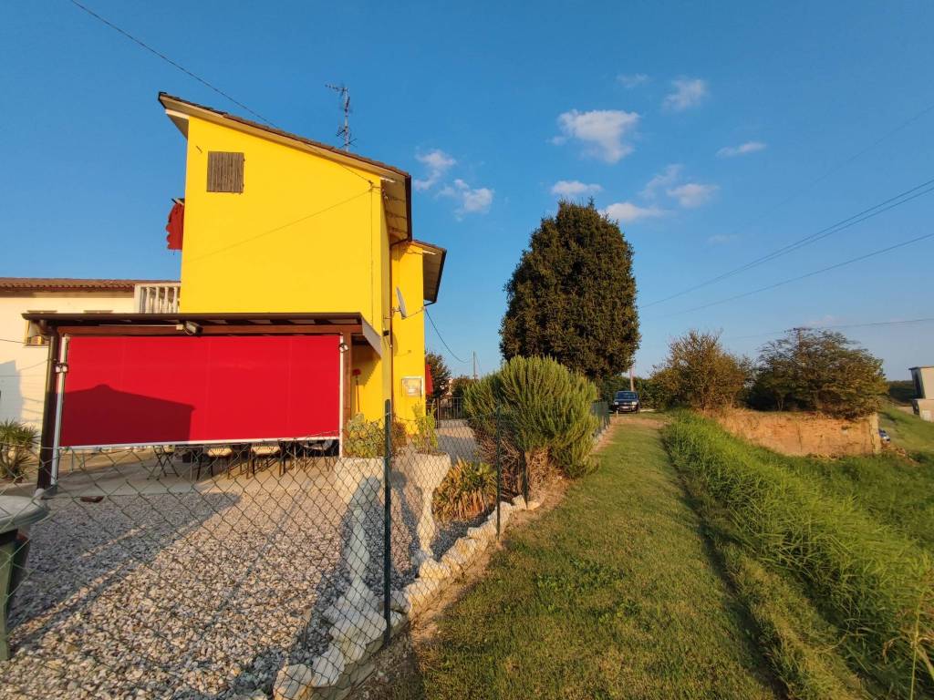 Villa a Bondeno in Via Enrico Fermi - Foto 4