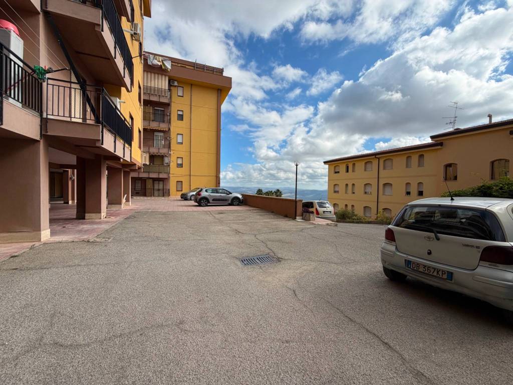 Appartamento a Caltanissetta in Via Giuseppe Pitrè - Foto 3