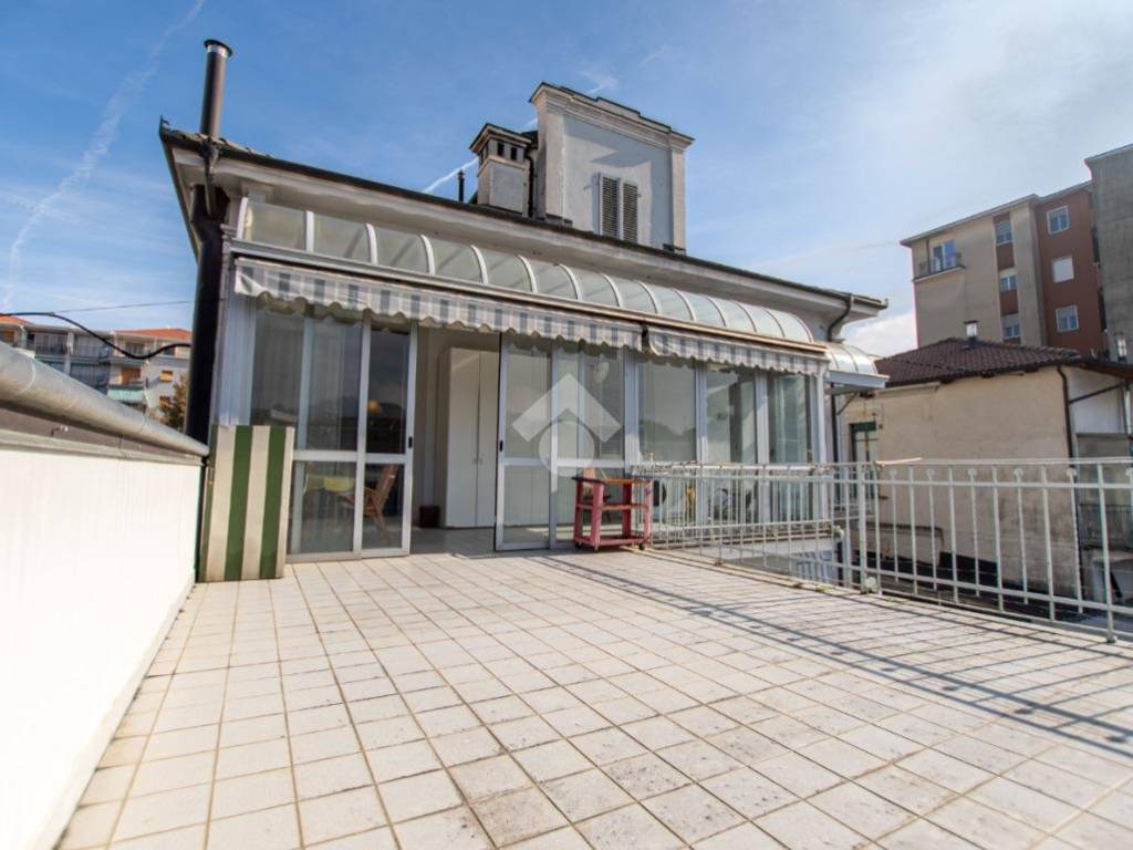 Villa a Saluzzo in Corso Roma, 22 - Foto 2
