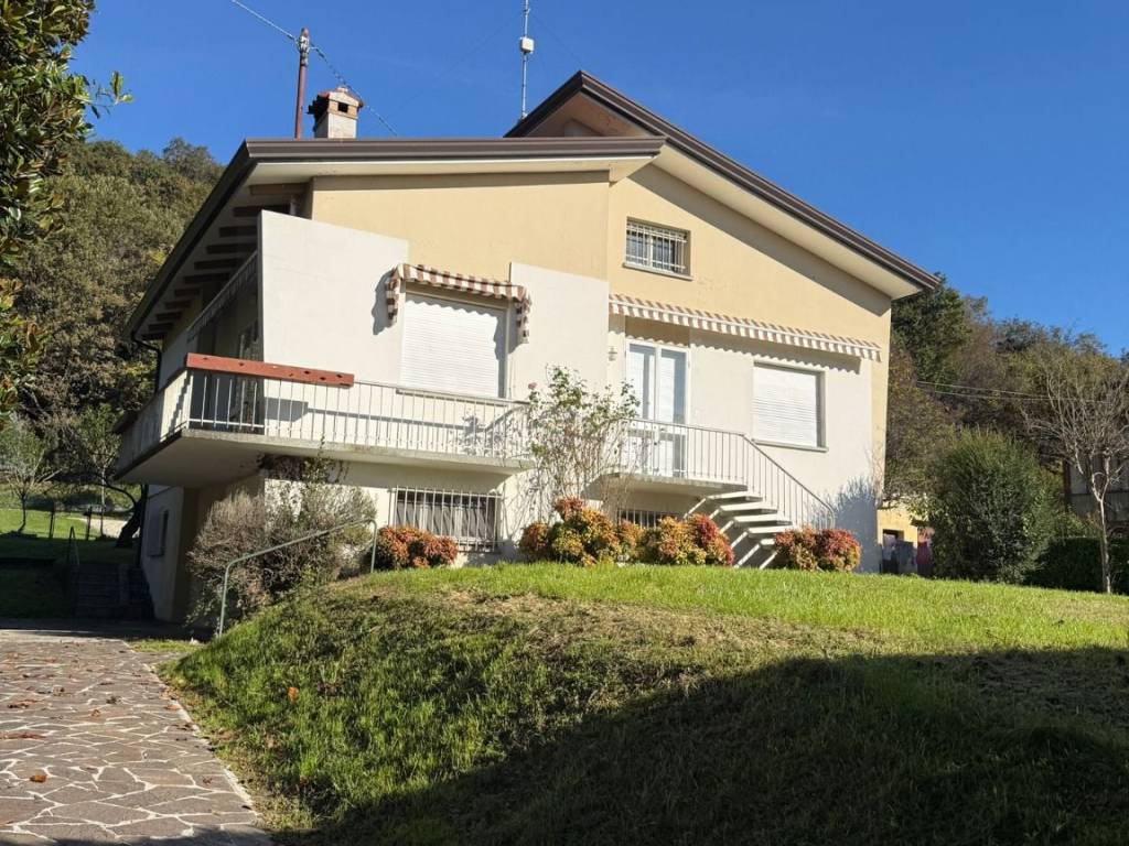 Villa a Polcenigo in Via Posta, 8 - Foto 2
