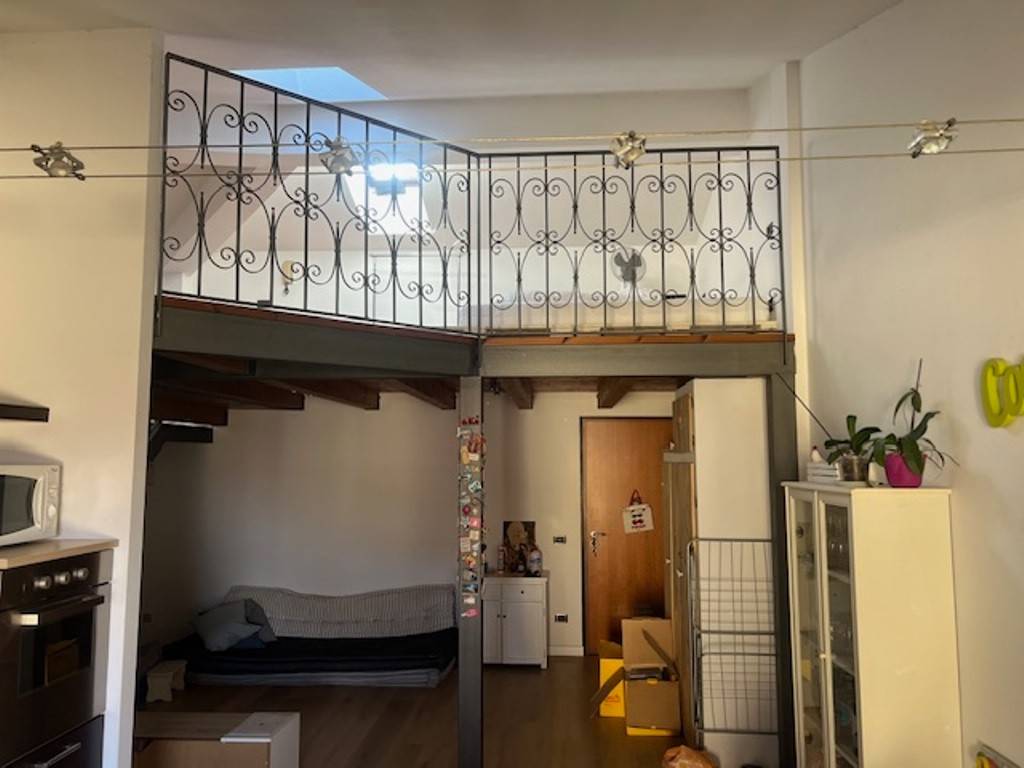 Appartamento a Casnate con bernate in Piazza San Carlo Borromeo, 3 - Foto 2