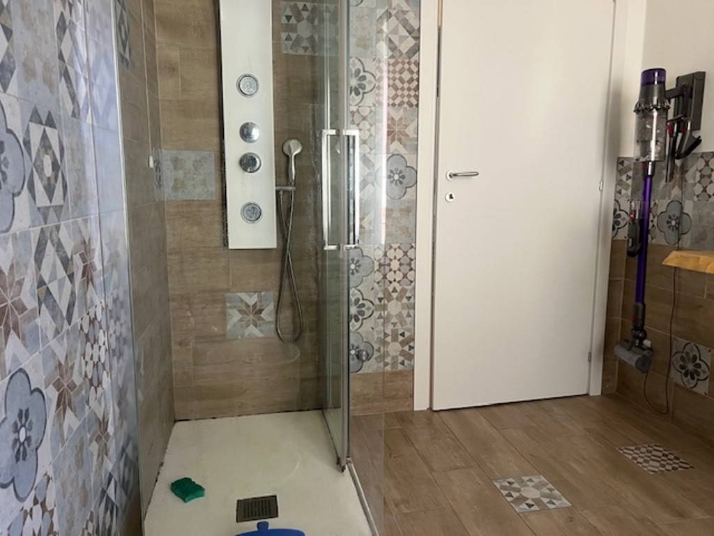 Appartamento a Casnate con bernate in Piazza San Carlo Borromeo, 3 - Foto 5