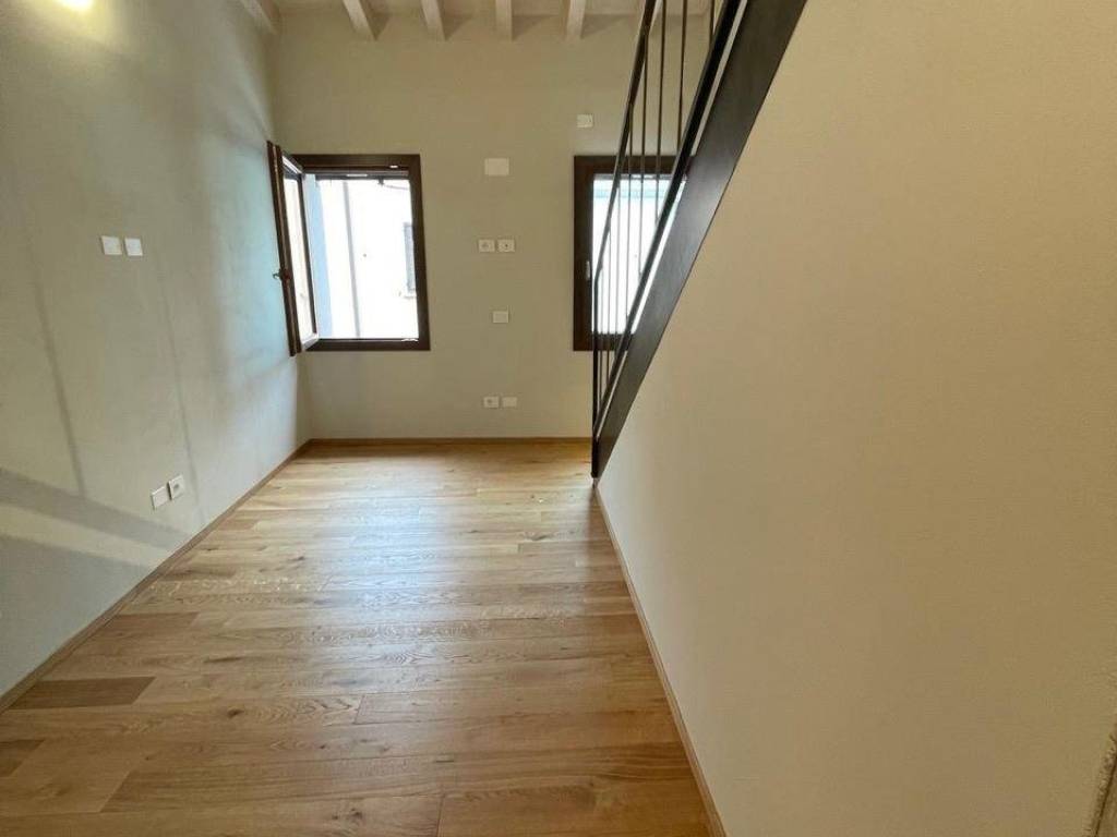 Casa indipendente a Mantova in Via Da Feltre - Foto 2