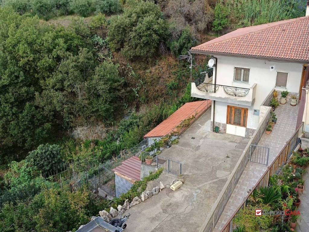 Villa a Alì terme in pressi chiesa duomo - Foto 2