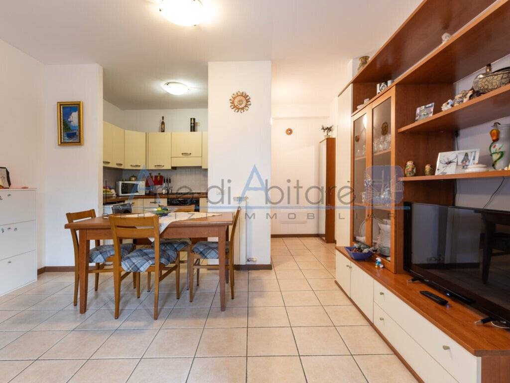 Appartamento a San giovanni lupatoto in Via Carso, 44 - Foto 2