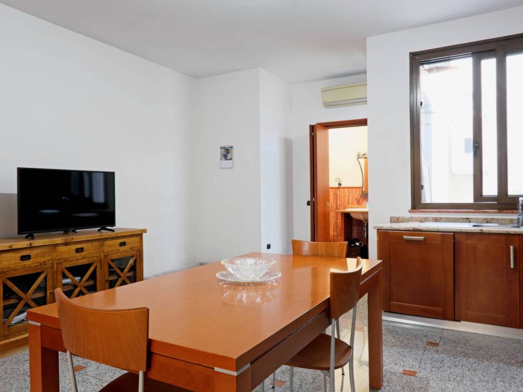 Casa indipendente a Sant'antioco in Via Baccarini, 24 - Foto 4