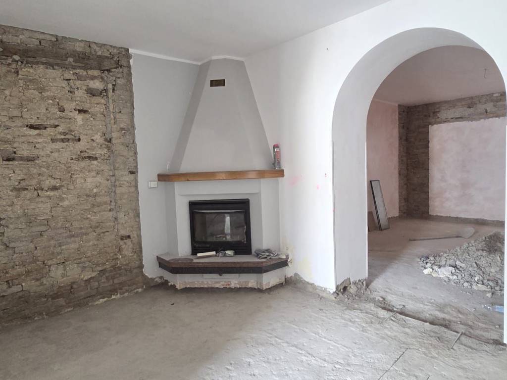 Casa indipendente a Campli in Via Lucignano, 1 - Foto 3
