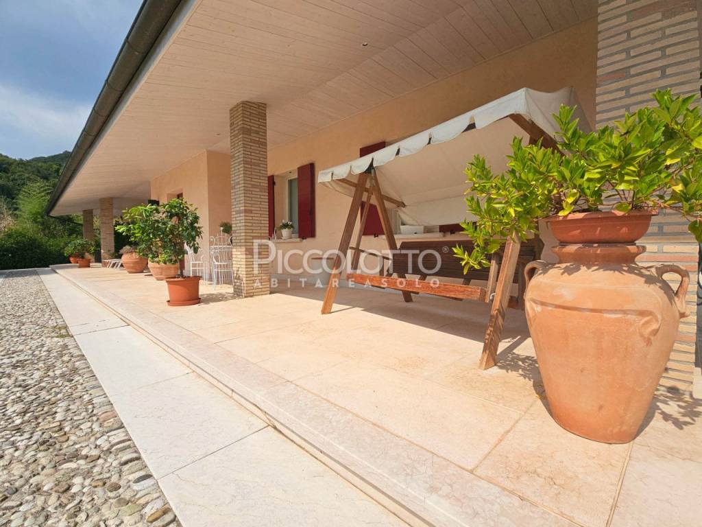 Villa a Cornuda in via San Martino - Foto 4