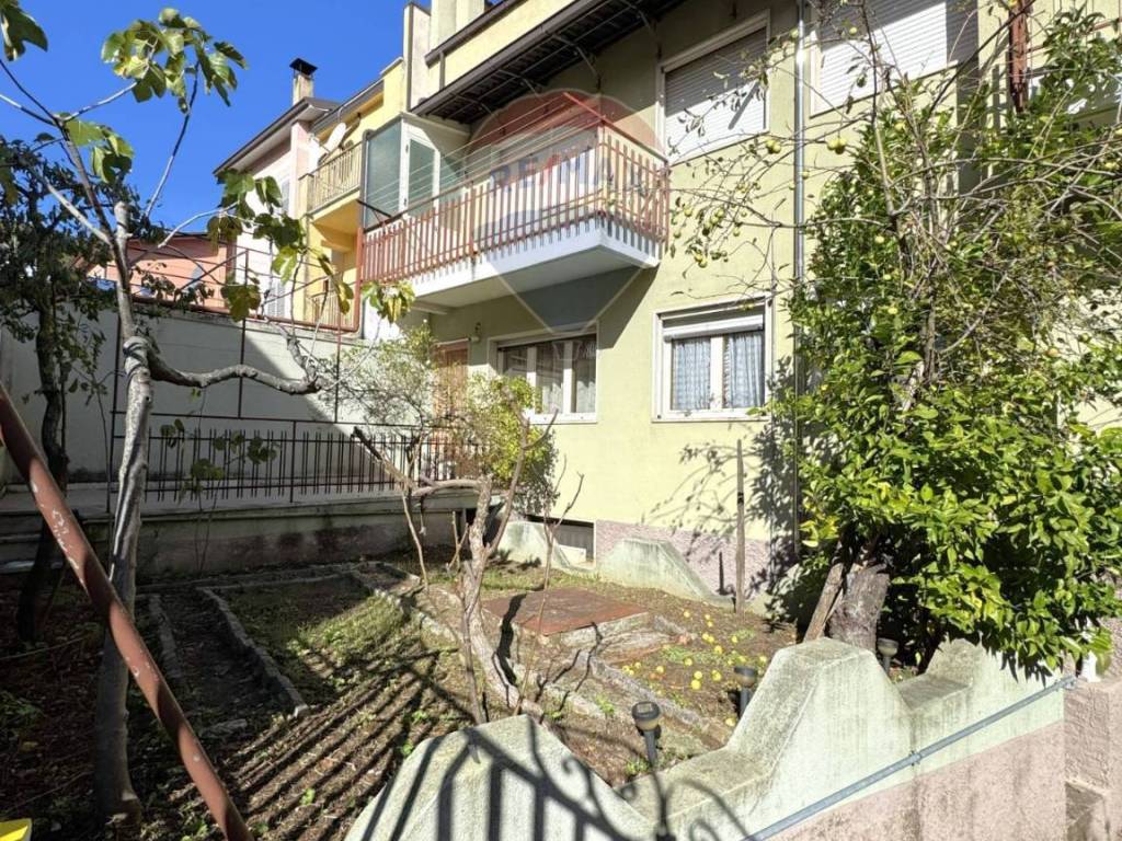 Casa indipendente a Montella in Via Verteglia, 93 - Foto 2