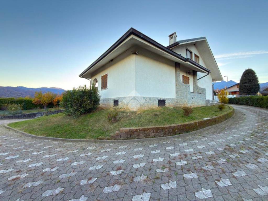 Villa a Giaveno in Via genolino, 57 - Foto 3