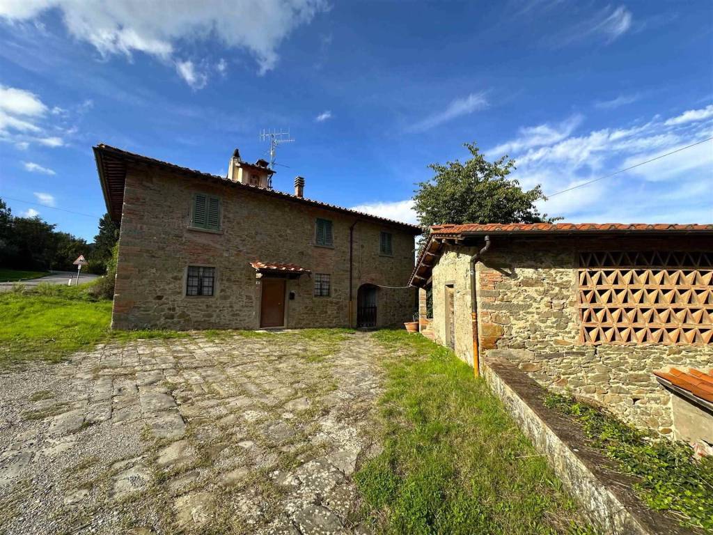 Rustico / casale a Figline e incisa valdarno in VIA POGGIO ALLA CROCE, 30 - Foto 2