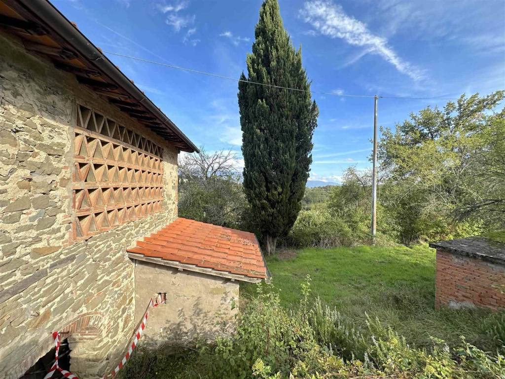 Rustico / casale a Figline e incisa valdarno in VIA POGGIO ALLA CROCE, 30 - Foto 4