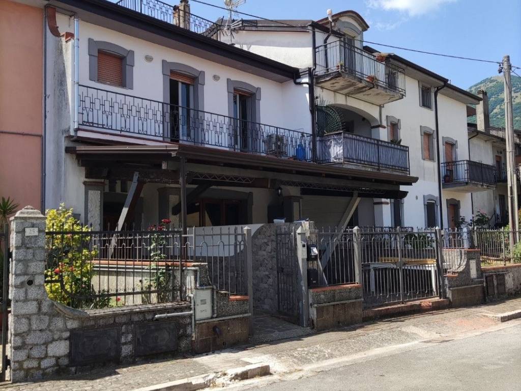 Appartamento a Trecchina in Via Pozzo Donato, 29 - Foto 2