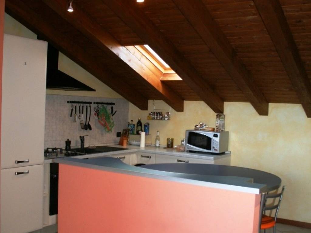 Appartamento a Faloppio in Via Galileo Galilei, 5 - Foto 5