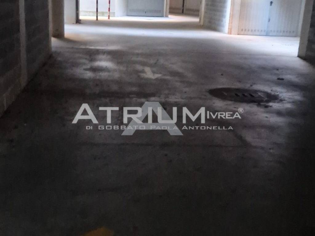 Box / garage a Ivrea in Via San Lorenzo - Foto 4