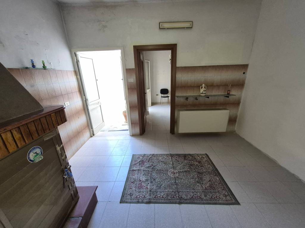 Appartamento a Trepuzzi in Via Sant'Angelo, 59 - Foto 2