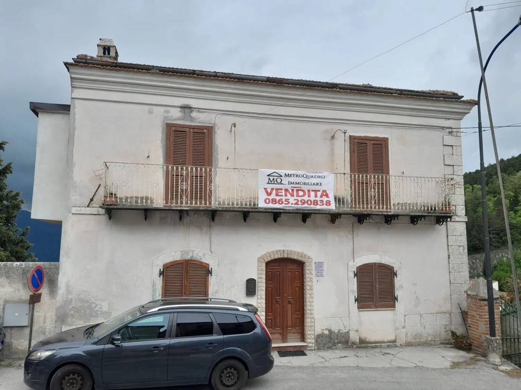 Villa a Santa maria del molise in Via Vittorio Emanuele, 15 - Foto 2