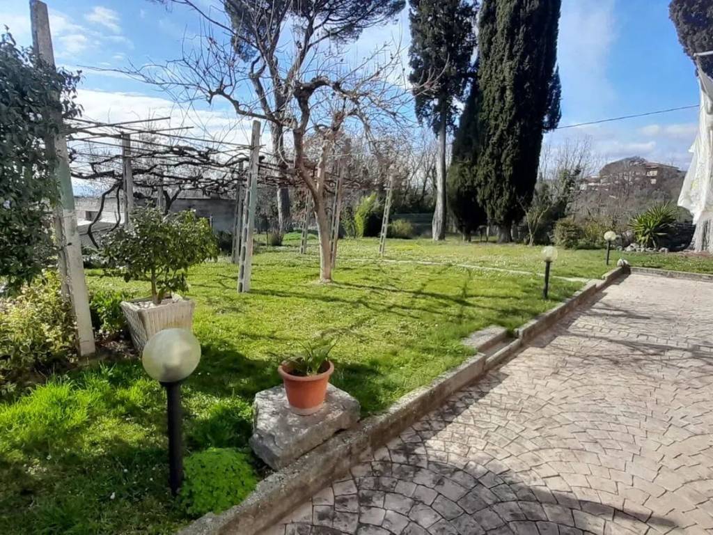 Appartamento a Isernia in Via Selverine, 19 - Foto 3