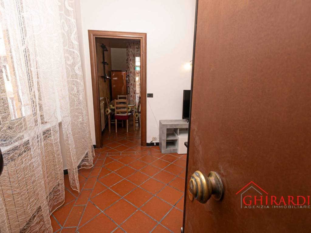 Appartamento a Genova in Via Girolamo di Santo Stefano, 3 - Foto 2