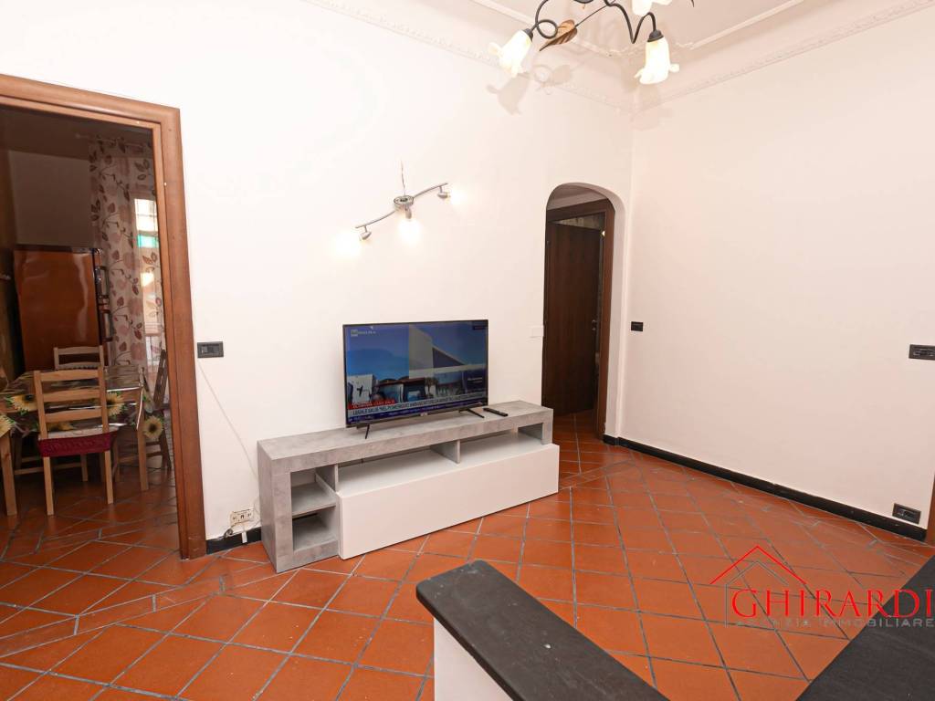 Appartamento a Genova in Via Girolamo di Santo Stefano, 3 - Foto 3