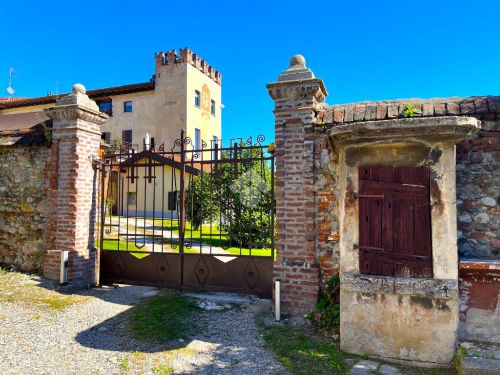 Appartamento a Jerago con orago in Via Bonomi, 2 - Foto 4