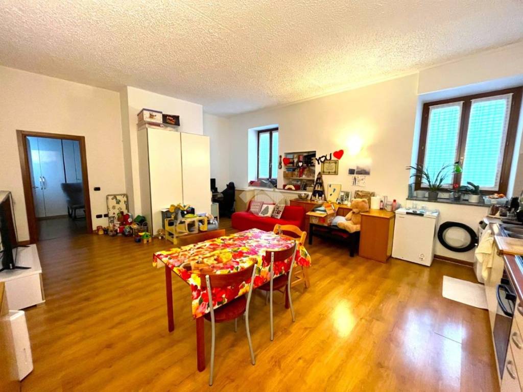 Appartamento a Jerago con orago in Via Bonomi, 2 - Foto 5
