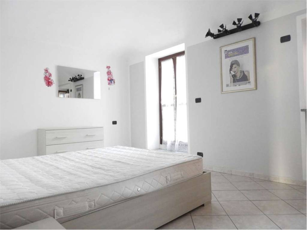 Appartamento a Ciriè in via San Pietro , 101 - Foto 3
