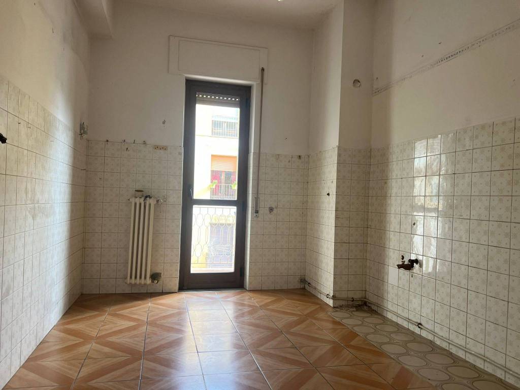 Appartamento a Vibo valentia in Via Domenico Antonio Basile, 46 - Foto 2