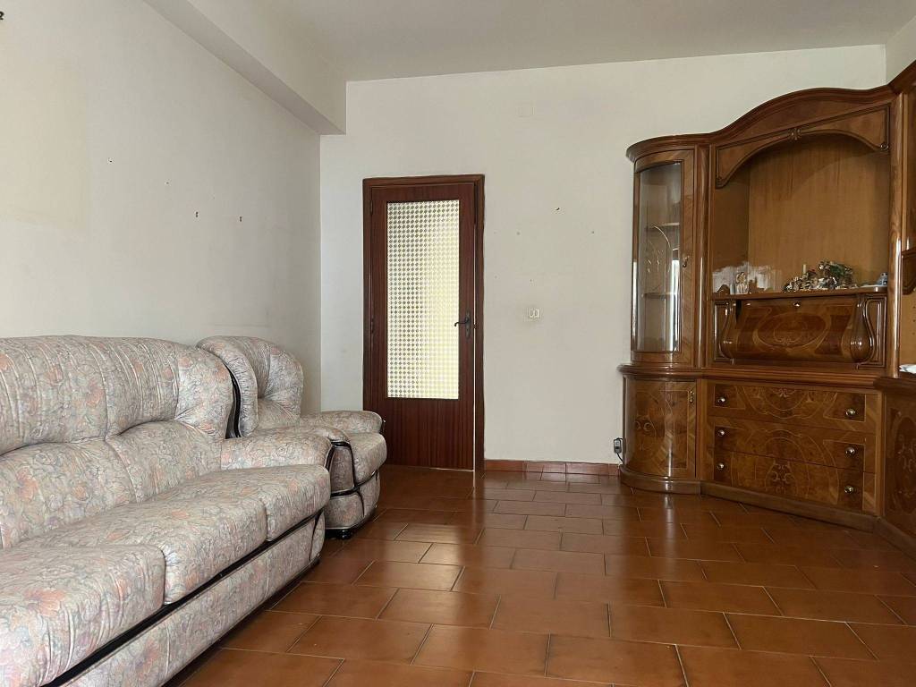 Appartamento a Vibo valentia in Via Domenico Antonio Basile, 46 - Foto 3