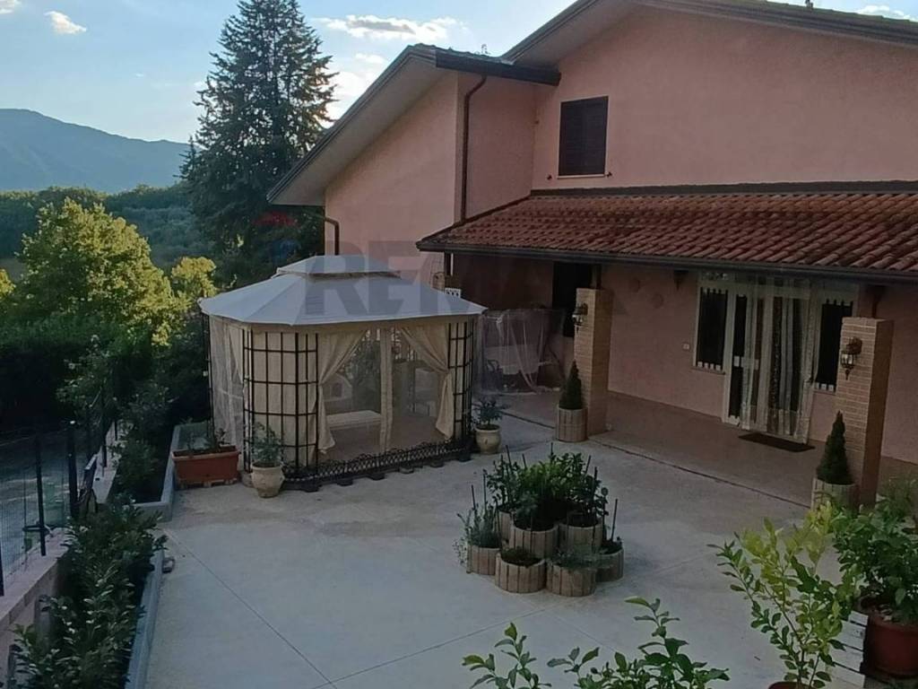 Villa a Lioni in Contrada Querce Nuove, 43 - Foto 4