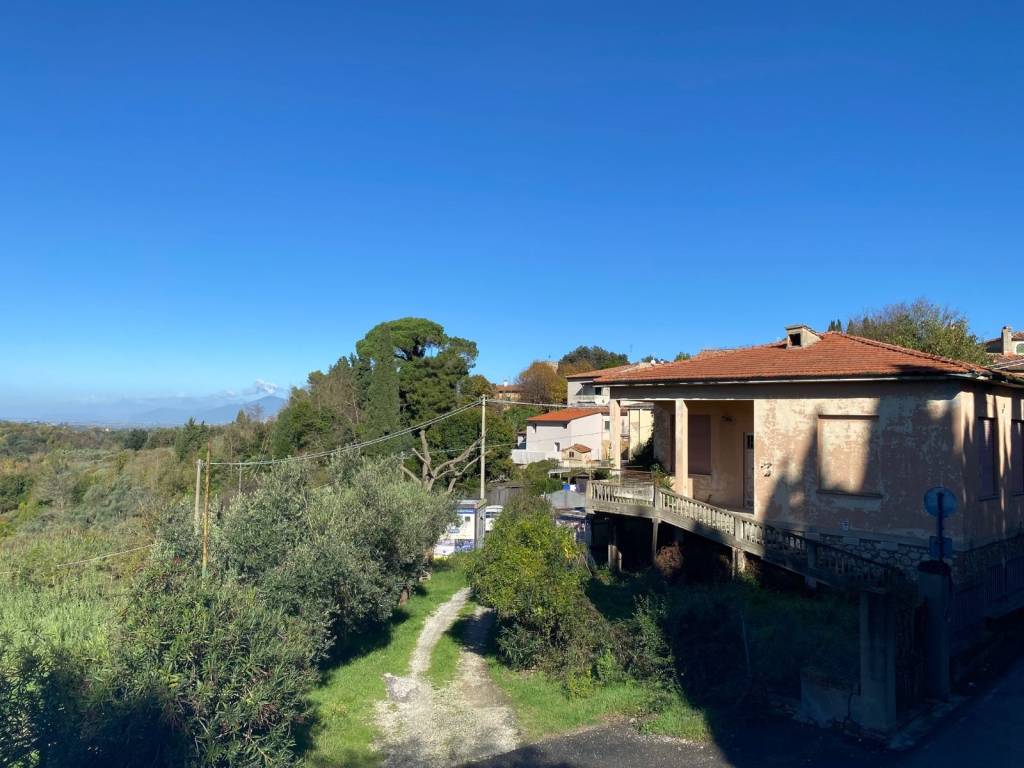 Villa a Casciana terme lari in Via dei Platani - Foto 5